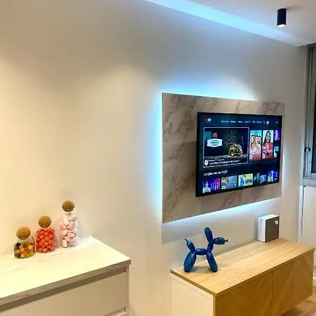 Monaco # Menton - Pool - Center - Private Parking - Clim - Fast Wifi - Solarium - Full Renovated - Beach & Sun - Apartmán