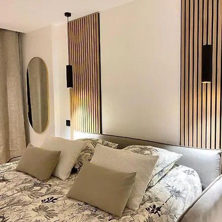 Monaco # Menton - Pool - Center - Private Parking - Clim - Fast Wifi - Solarium - Full Renovated - Beach & Sun - Apartmán