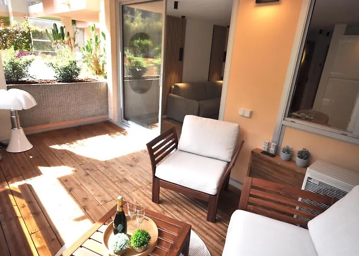 شقة Monaco # Menton - Pool - Center - Private Parking - Clim - Fast Wifi - Solarium - Full Renovated - Beach & Sun -