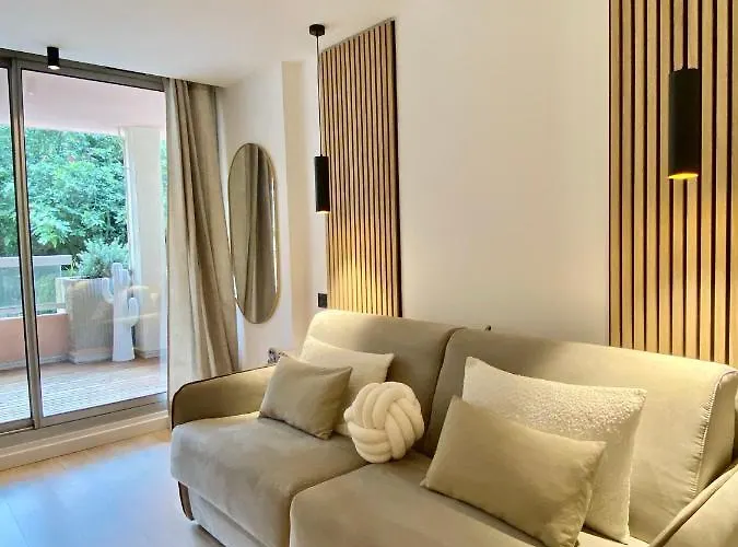 Monaco # Menton - Pool - Center - Private Parking - Clim - Fast Wifi - Solarium - Full Renovated - Beach & Sun - * روكوبرُن كاب مارتي