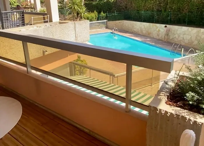 شقة Monaco # Menton - Pool - Center - Private Parking - Clim - Fast Wifi - Solarium - Full Renovated - Beach & Sun - *